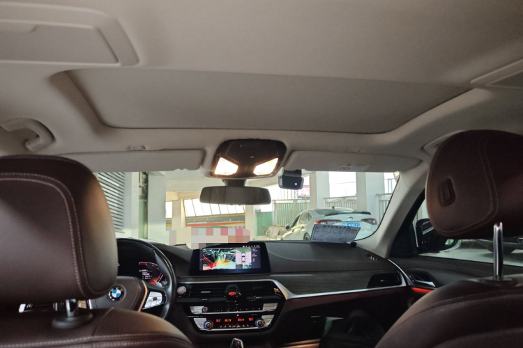 BMW 5 Series 2020 #18 BMW 5 Series 2020 car image #18