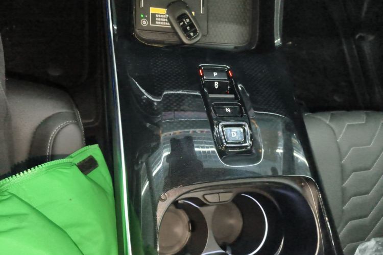 Honda S7 2025 car image #18