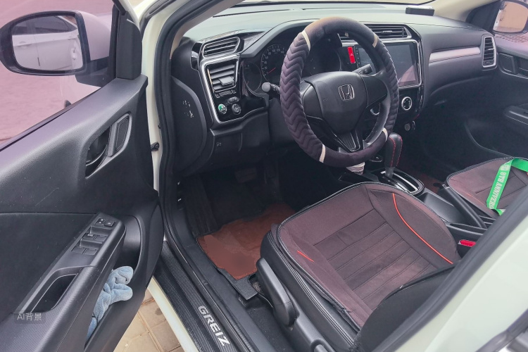 Honda Greiz 2018 صورة سيارة #18