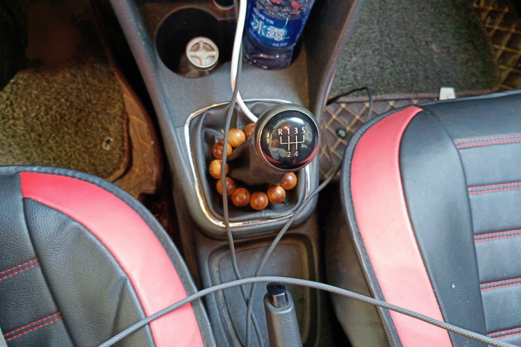 Polo 2015 car image #18