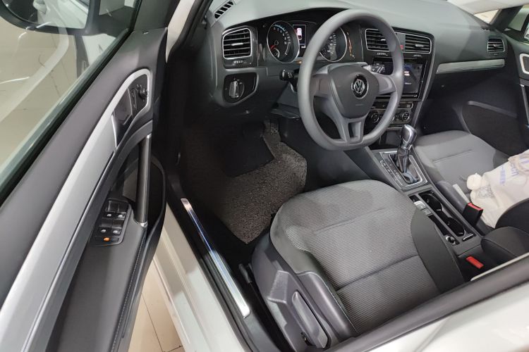 Volkswagen Golf Pure Electric 2020 #18 Volkswagen Golf Pure Electric 2020 image de voiture #18