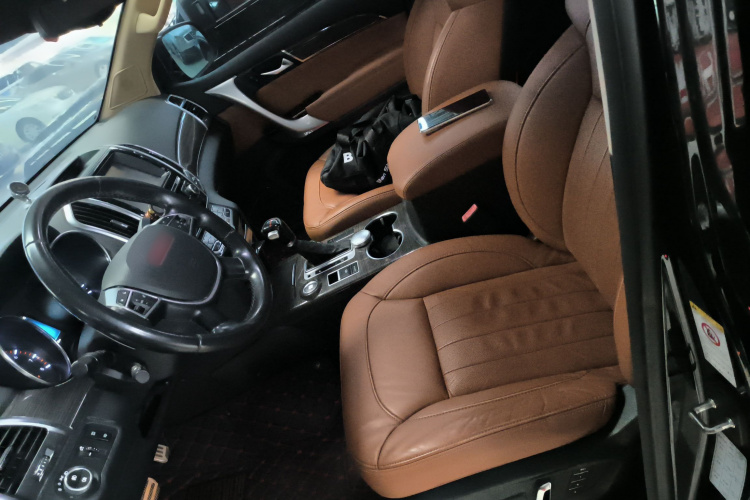 Haval H9 2014 car image #18