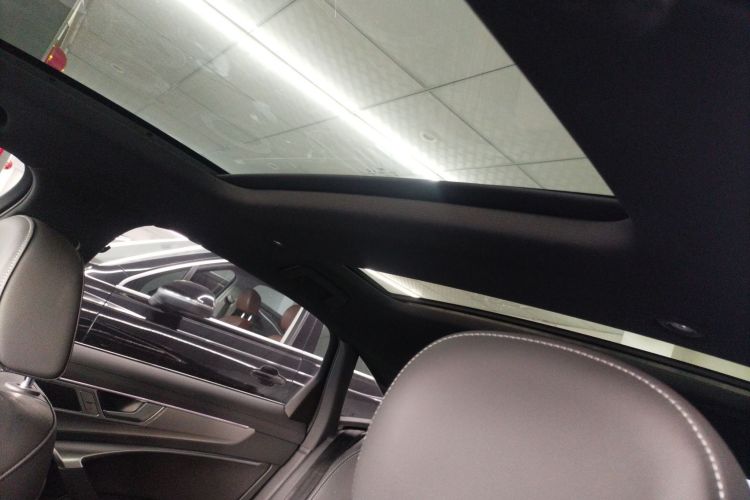 Audi A6L New Energy 2023 #18 Audi A6L New Energy 2023 car image #18