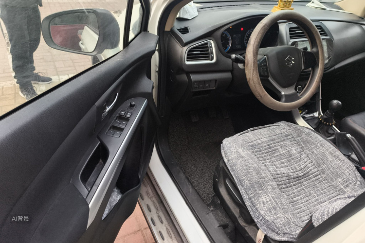 Suzuki S-Cross 2017 صورة سيارة #18