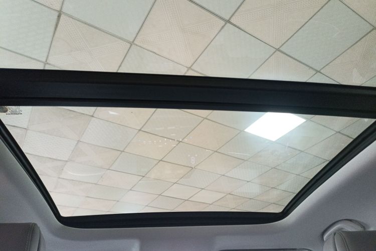 Changan UNI-K iDD 2024 #18 Changan UNI-K iDD 2024 immagine di auto #18