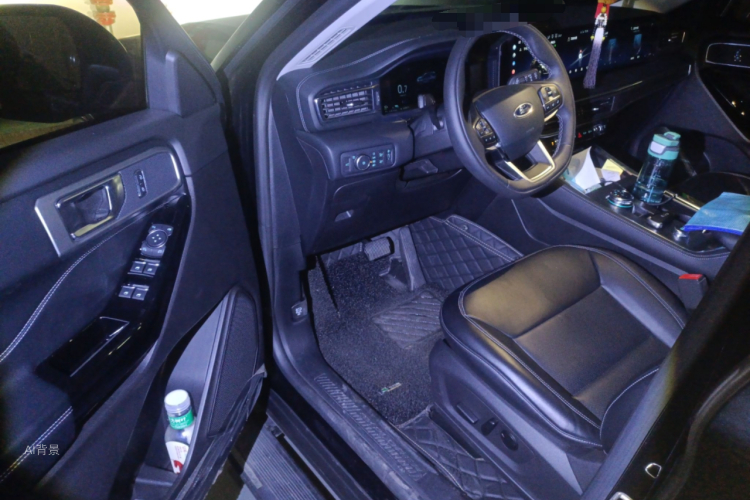 Ford Explorer 2024 #18 Ford Explorer 2024 car image #18