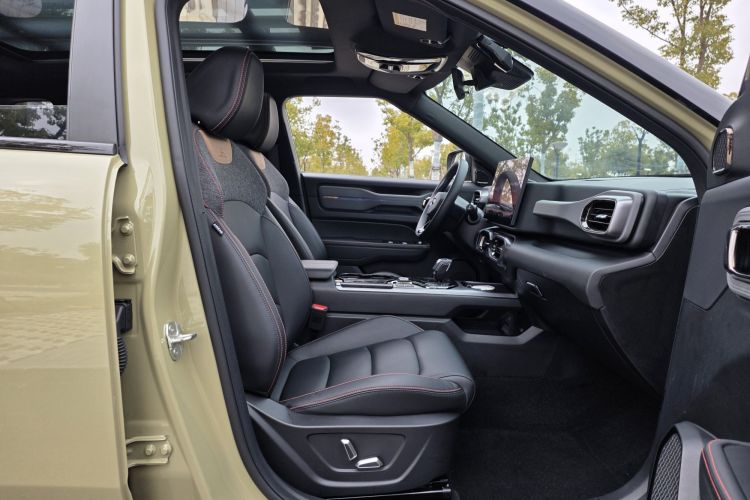 GEELY Cowboy 2024 car image #18