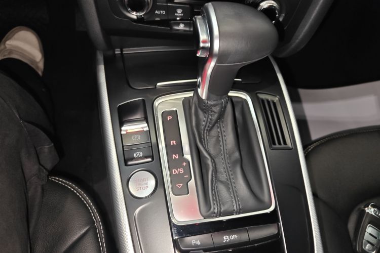 Audi A4L 2015 car image #18