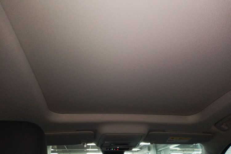 Chevrolet Equinox Plus 2025 car image #18