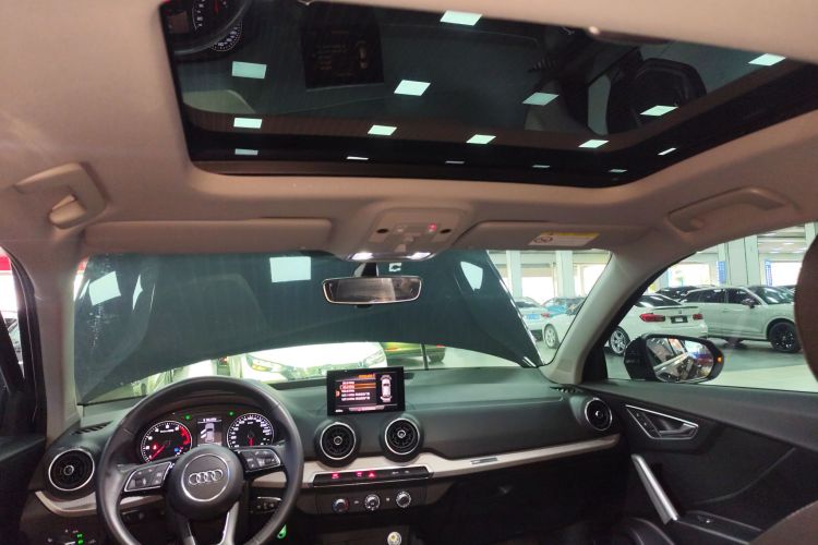 Q2L 2021 car image #18