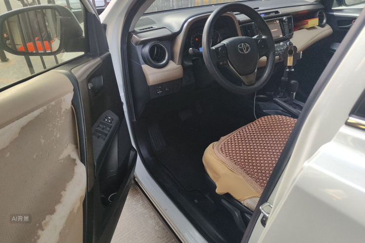 Toyota RAV4 2015 car image #18