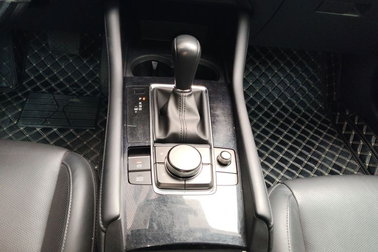 马自达 马自达3 昂克赛拉 2021 汽车图片 #18