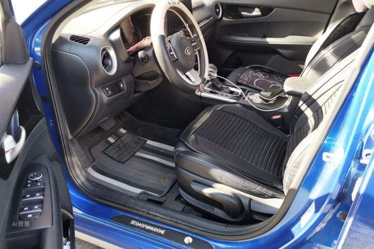 Kia K3 2020 car image #18