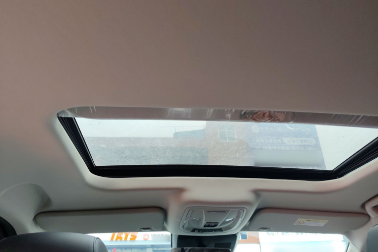 Tank 400 2025 #18 Tank 400 2025 car image #18