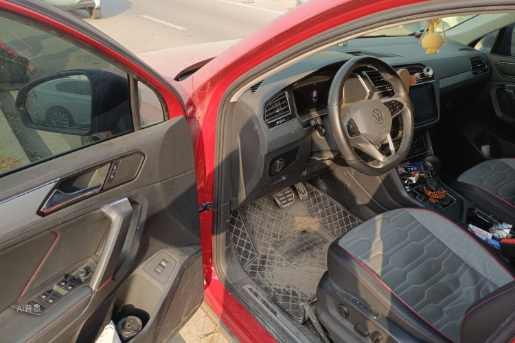 Volkswagen Tiguan X 2021 #18 Volkswagen Tiguan X 2021 صورة سيارة #18