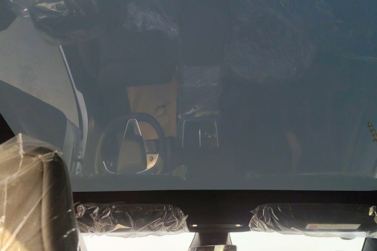 特斯拉 Model Y L 2025 汽车图片 #18