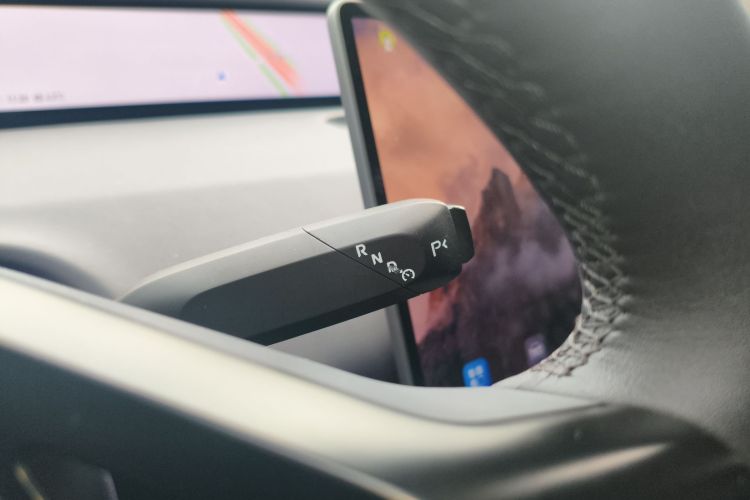 Avatr 06 2025 car image #18