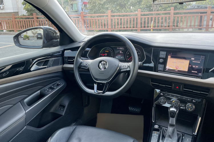 Volkswagen Passat New Energy 2019 #18 Volkswagen Passat New Energy 2019 car image #18