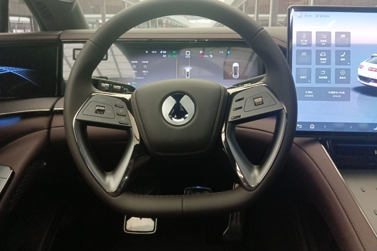 Denza Z9GT 2025 #18 Denza Z9GT 2025 car image #18