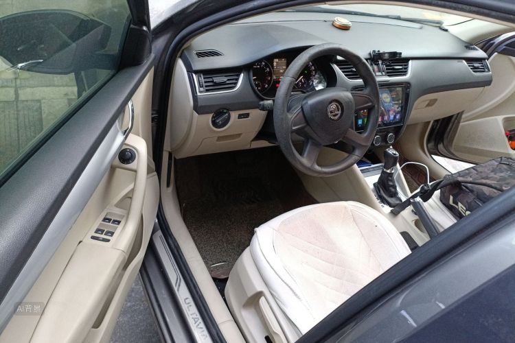 斯柯达 明锐 2015 汽车图片 #18