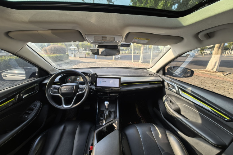 Roewe i5 2023 #18 Roewe i5 2023 car image #18