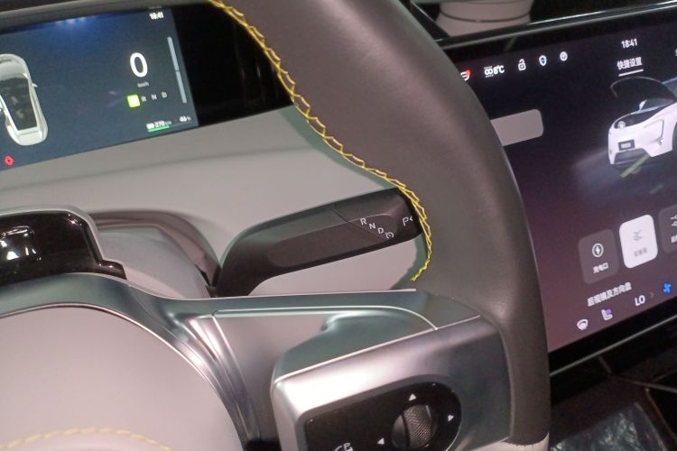 Avatr 11 2023 #18 Avatr 11 2023 car image #18