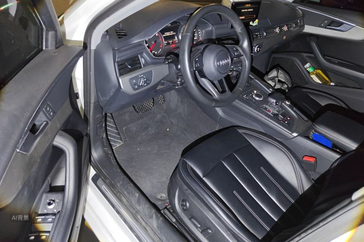 Audi A4L 2020 car image #18