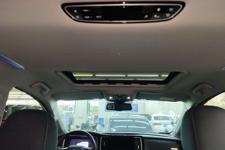 GAC Trumpchi M8 2023 #18 GAC Trumpchi M8 2023 car image #18