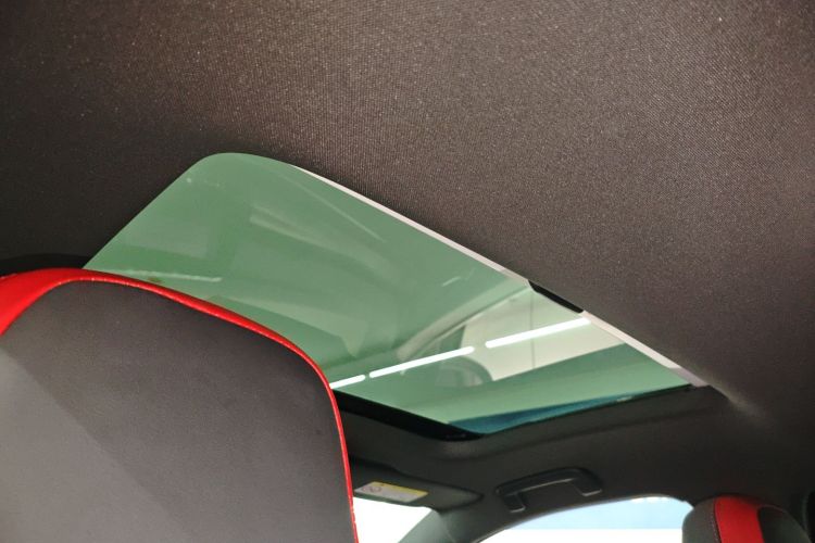 Volkswagen GolfGTI 2023 car image #18