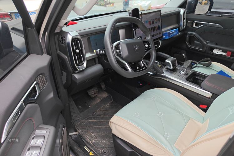 Jetour Traveller 2023 car image #18