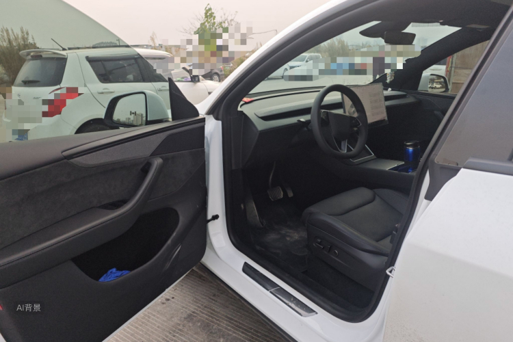 特斯拉 Model Y L 2025 汽车图片 #18