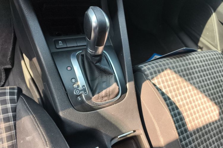 Volkswagen Scirocco 2015 #18 Volkswagen Scirocco 2015 изображение автомобиля #18