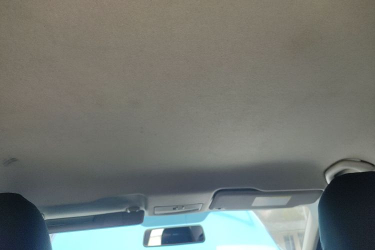 Skoda Fabia 2015 изображение автомобиля #18