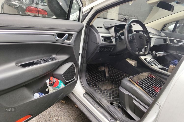 GEELY Emgrand GS 2019 car image #18