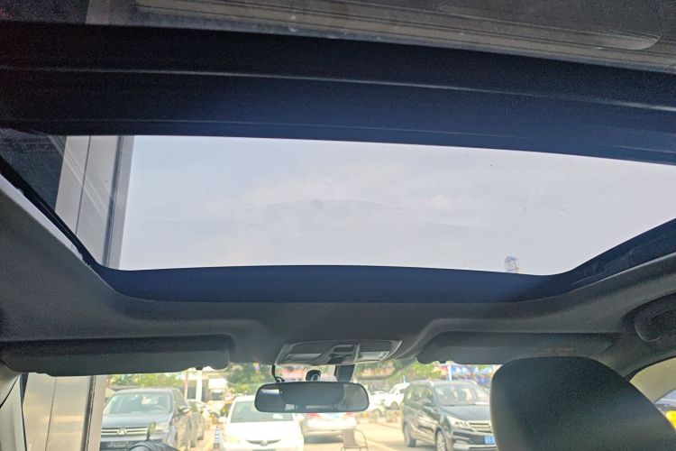 Suzuki Vitara 2016 image de voiture #18