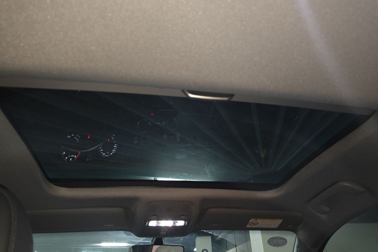 Audi A3 2019 car image #18