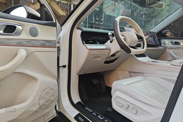 Neta L 2024 изображение автомобиля #18