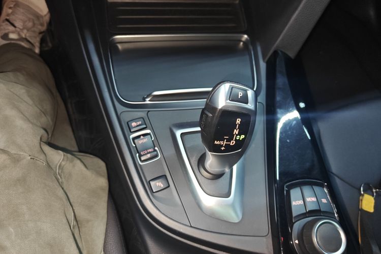 BMW 3 Series 2017 #18 BMW 3 Series 2017 car image #18