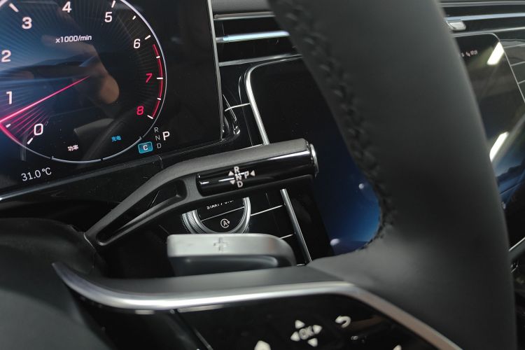 Mercedes-Benz E Class 2026 car image #18