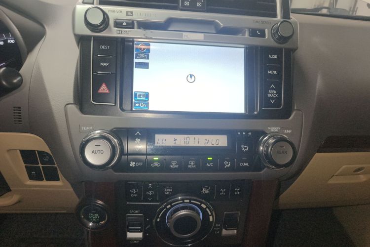 Toyota Land Cruiser Prado 2014 #18 Toyota Land Cruiser Prado 2014 car image #18