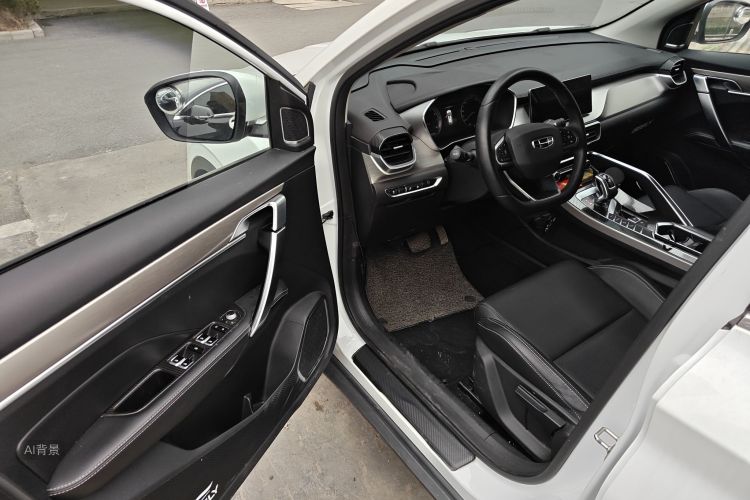 GEELY Coolray 2019 #18 GEELY Coolray 2019 car image #18