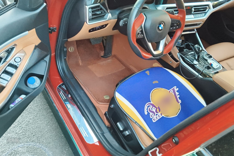 BMW 3 Series 2019 #18 BMW 3 Series 2019 immagine di auto #18