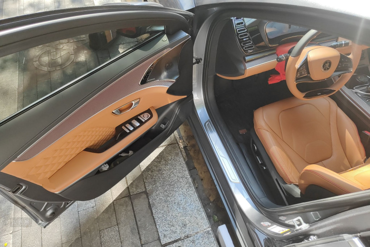 BYD Han 2022 car image #18