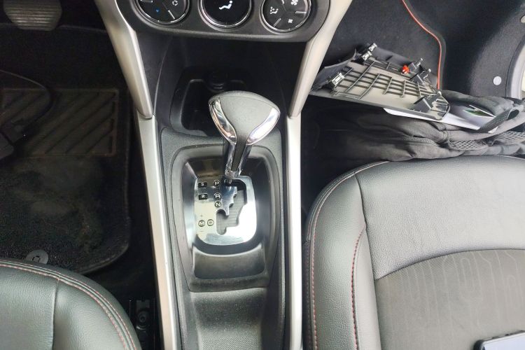 Citroen C3-XR 2018 #18 Citroen C3-XR 2018 car image #18