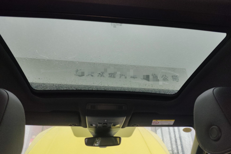 T-Roc 2023 car image #18