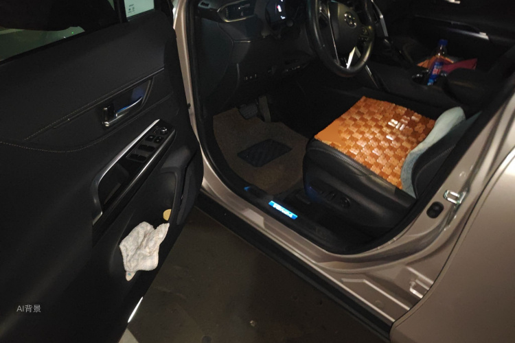 Toyota Venza 2022 #18 Toyota Venza 2022 صورة سيارة #18