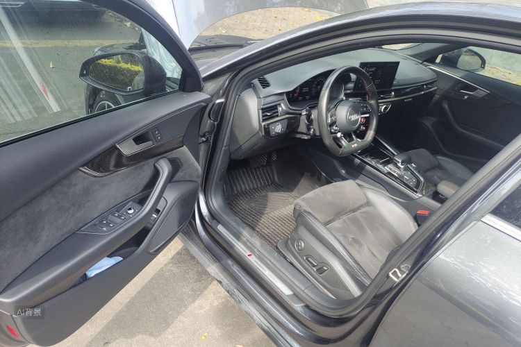 Audi A4L 2021 car image #18