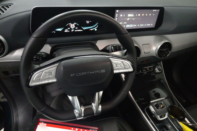 Forthing T5 EVO 2024 imagem de carro #18