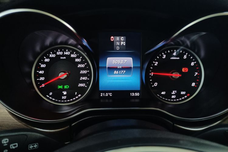 Mercedes-Benz V Class 2022 #18 Mercedes-Benz V Class 2022 car image #18