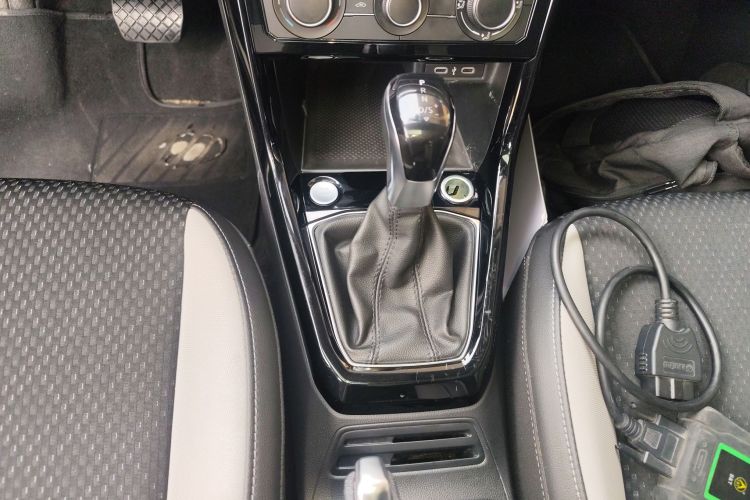 Tacqua 2023 car image #18